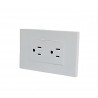 👉 Toma doble blanca y socket. V-teg